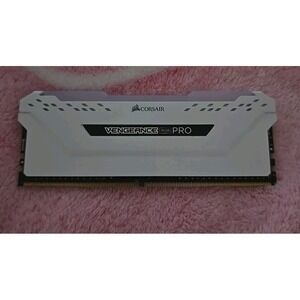 Corsair Vengeance RGB PRO [DDR4 DIMM RAM 16GB (2x8GB) 3000MHz] Only 1 8GB